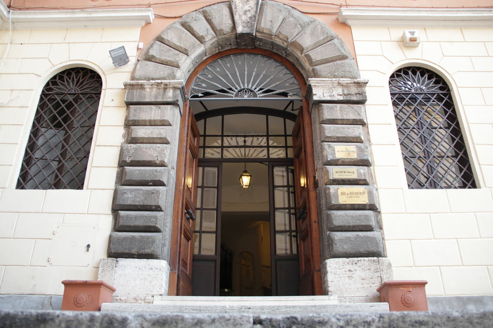 Ingrami Suites And Spa Rome Exterior photo